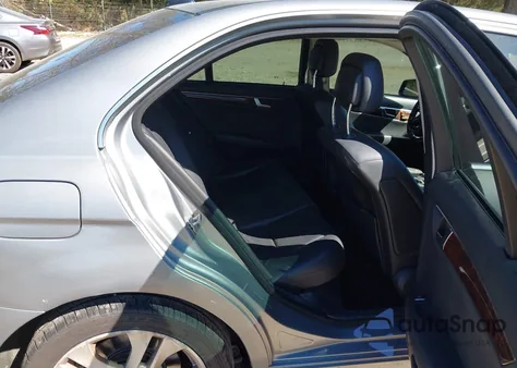 2014 Mercedes-Benz C 300 Luxury 4Matic from USA, damaged, VIN WDDGF8AB0ER318687